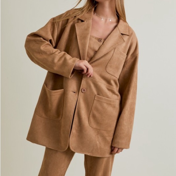 Luxe Oversized Suede’s Camel Blazer Jacket